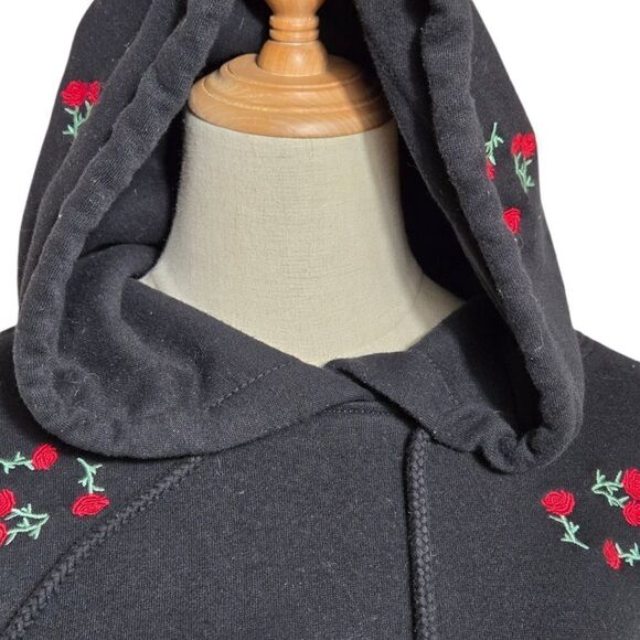 Reflex Black Embroidered Red Roses Whimsigoth Hoodie Swearshirt - Picture 2 of 7